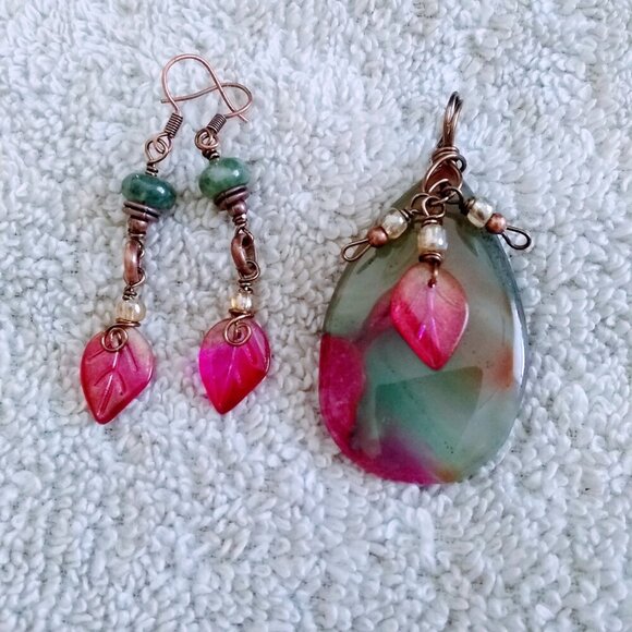 Uniquely Handmade & Hand Crafted Jewelry! Custom Orders Welcome! Free Resizing! - Picture 13 of 16